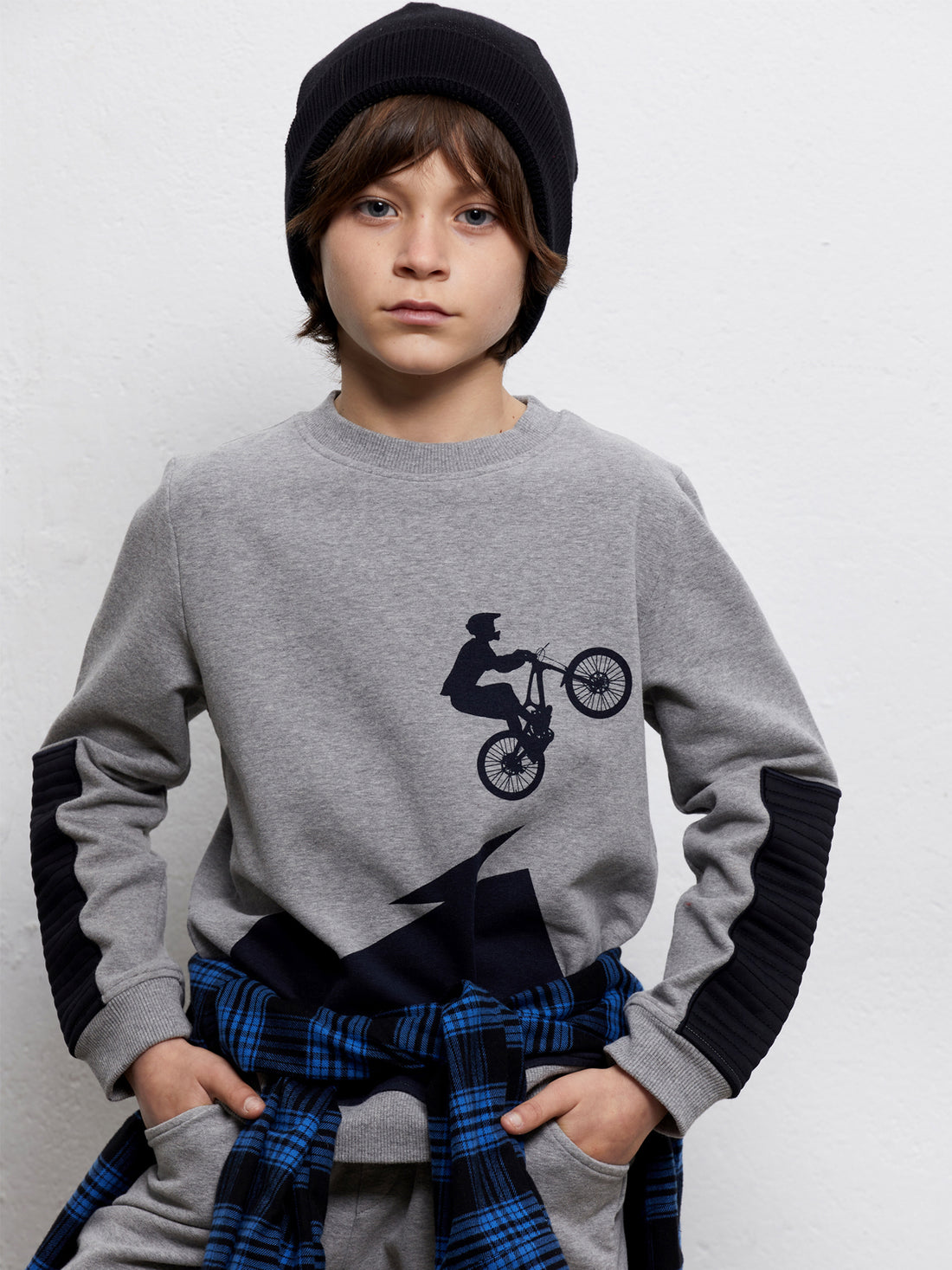Yporque Melange + Black Patch Sweatshirt